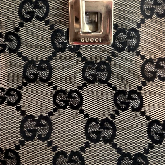 Gucci Tote Authentic - Picture 2 of 14